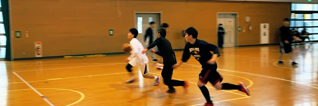 障がい者スポーツを楽しむ選手たちの練習風景